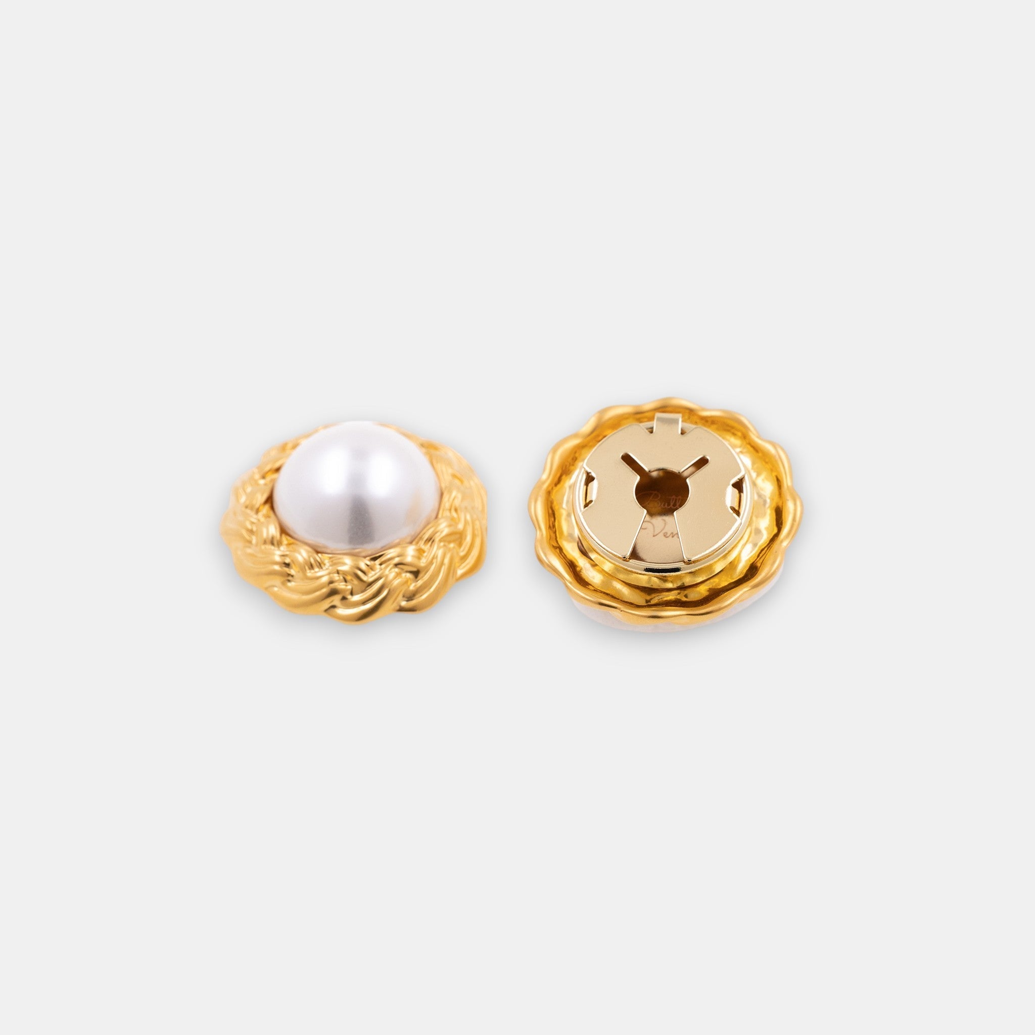 Riviera Pearl Button Cover Set – 22K Gold Braided Frame with Faux Pearl Center