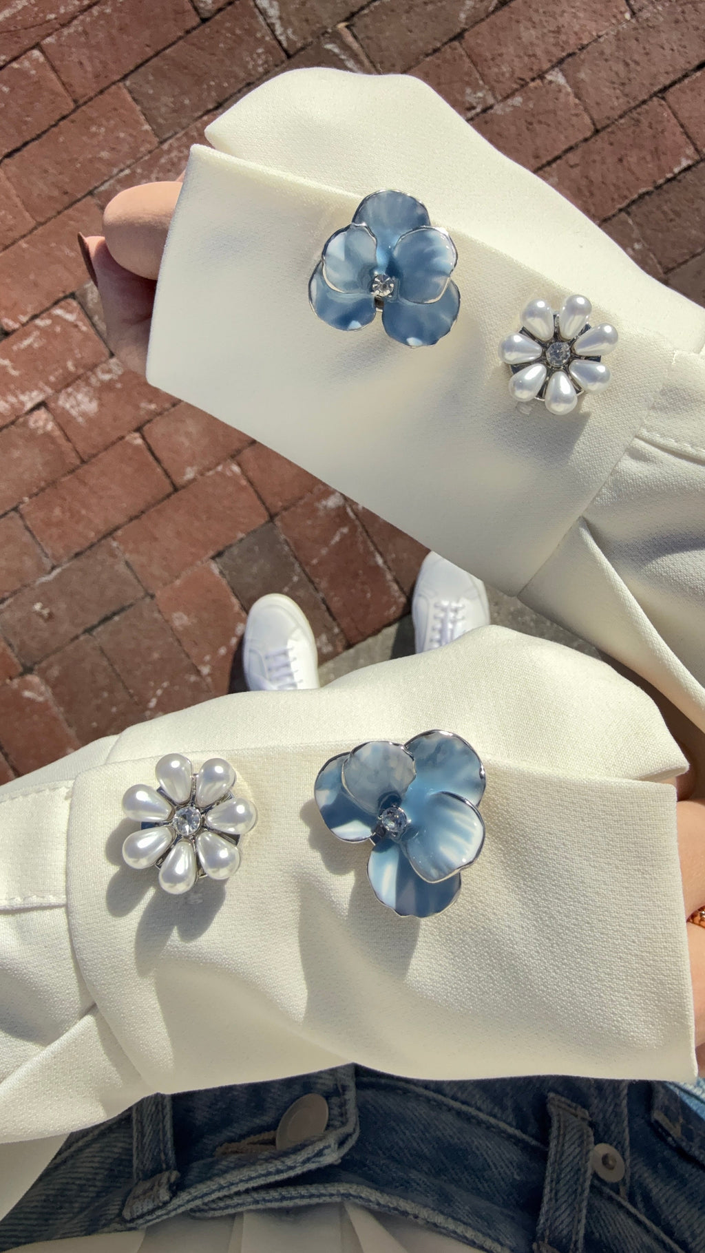 Maya Button Cover Set – Seven-Pearl Botanical Bloom for Everyday Elegance